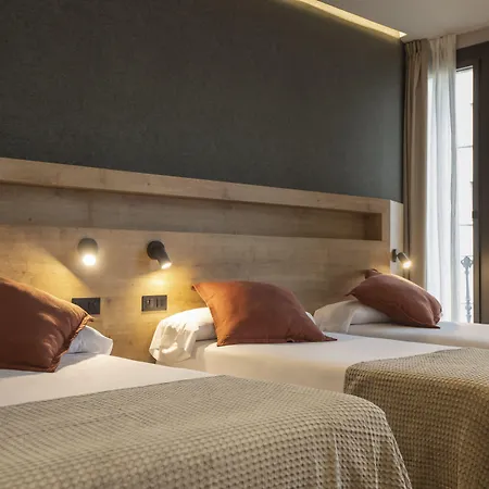 Fontanella By Bcn Urban Rooms-2