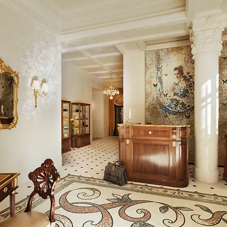 Hotel Madame Reve-2