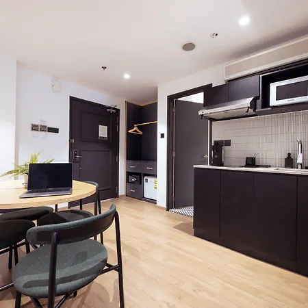 Owen House By Hmlet-3