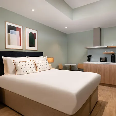 The Lincoln Suites-2