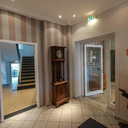 Budget By Hotel Savoy Hannover-3