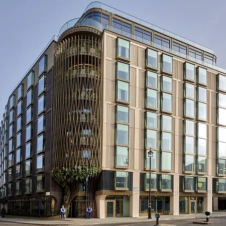 The Botree London, Curio Collection By Hilton-3