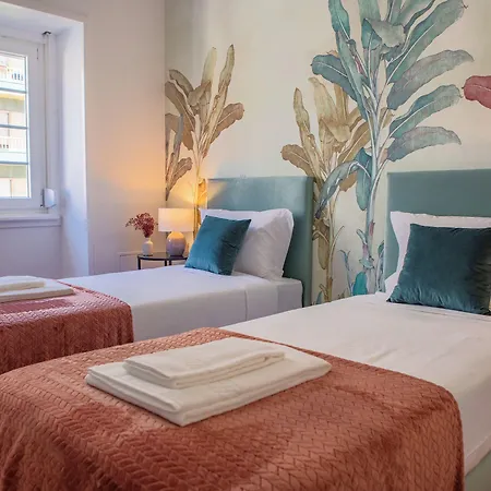Succeed Campo Pequeno Suites-3