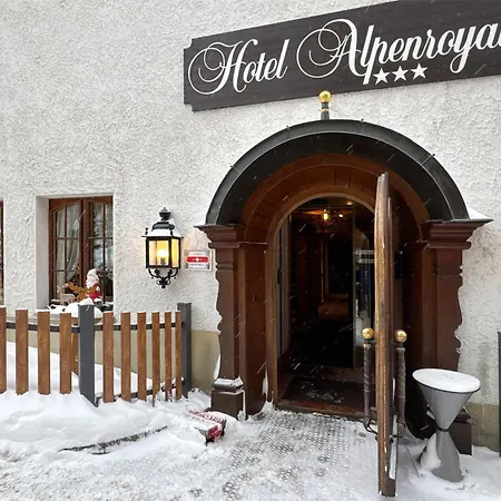 Hotel Alpenroyal-2