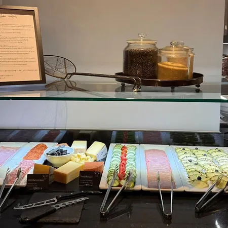 Ambassador Self Check-In Hotel-2