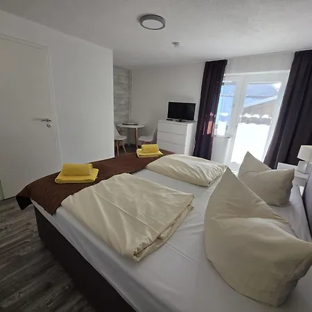 Landhotel Röfleuten-2