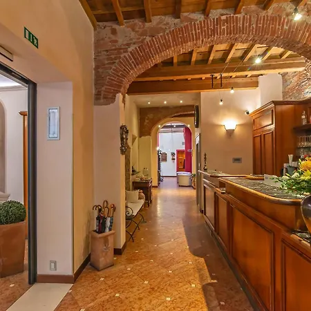 Hotel Porta Faenza-3