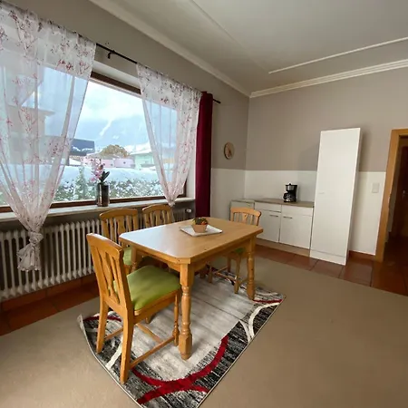 Katharina'S Sleepover - Budget Holiday Home-3