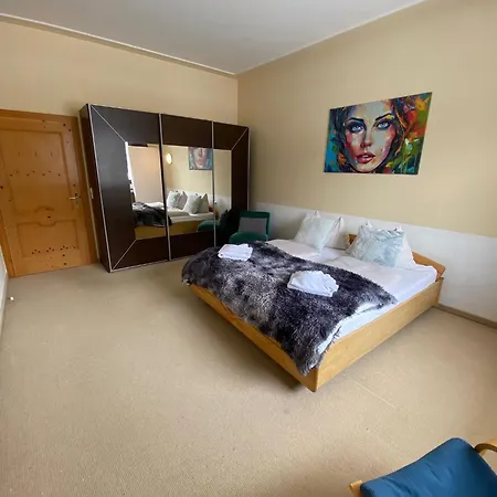 Katharina'S Sleepover - Budget Holiday Home-2