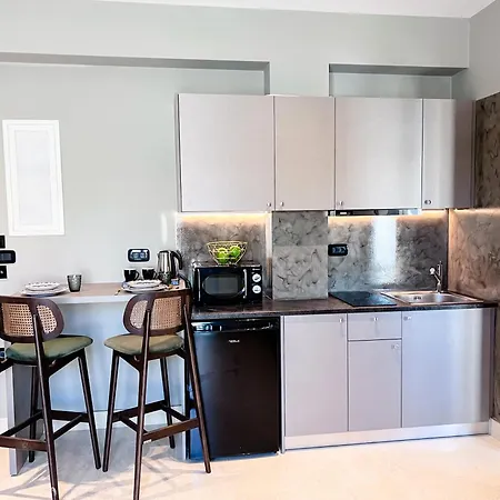 Royalty Suites Psyrri-2