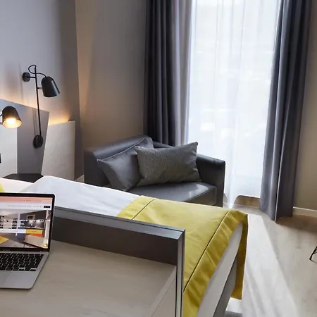 Candlewood Suites Düsseldorf Airport by IHG-3