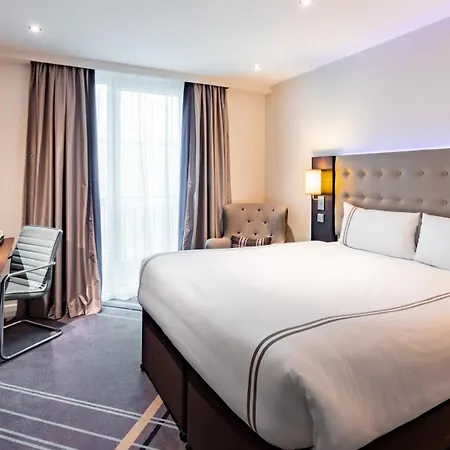 Premier Inn Frankfurt Messe-3