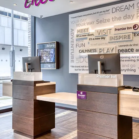 Premier Inn Dublin City Gloucester St South-3