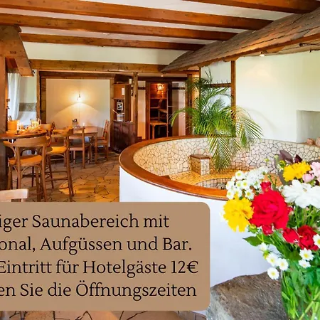 Landhotel Gut Wildberg mit Sauna-3