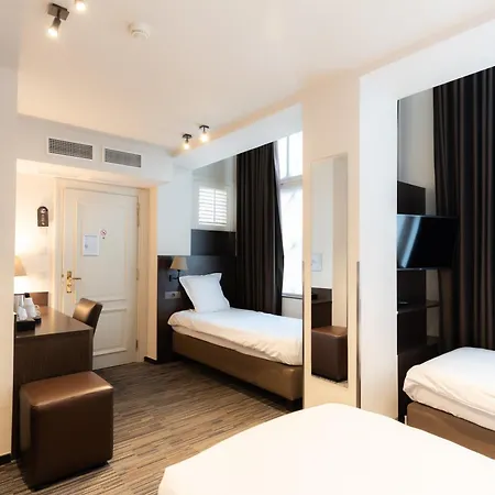 Golden Tree Hotel-3