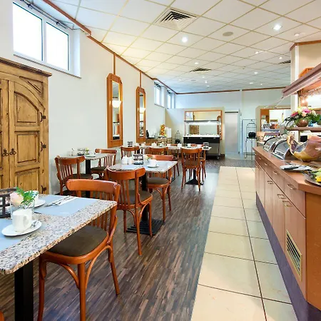 ACHAT Hotel Neustadt an der Weinstraße-2
