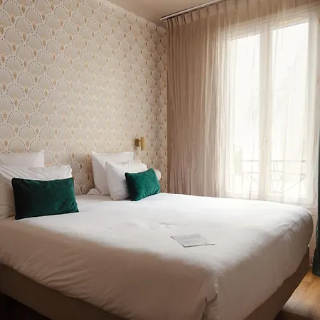 Hotel Artemisia Montmartre-3