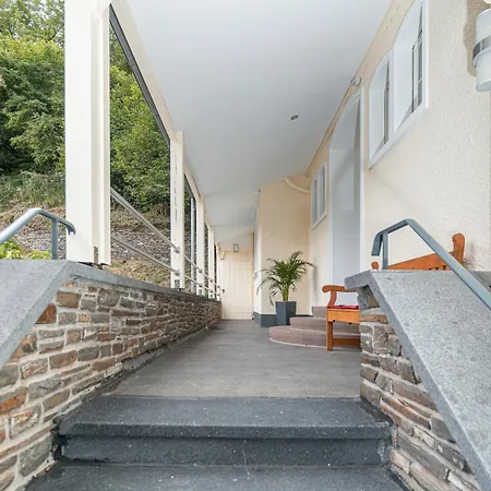 Parkhotel Cochem- Free Parking --2