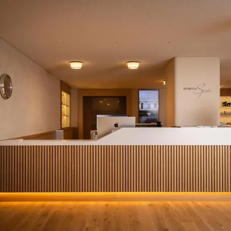 Suvretta House-2