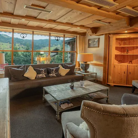 Jungfrau Lodge, Annex Crystal-3