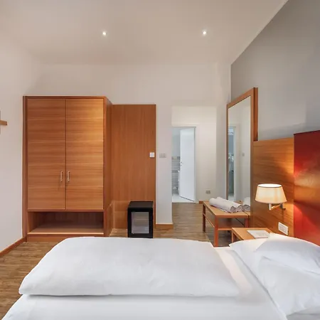 Hotel Kolping-2
