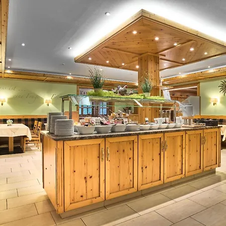 Wellness- und Wohlfühlhotel Waldeck-2
