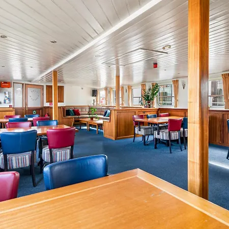 Botel Van Aemstel-2
