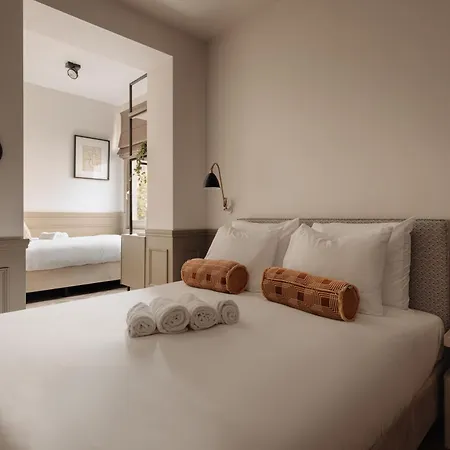 Adam Downtown-3
