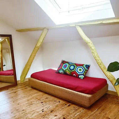 Lisbon Calling Rooms & Studio-3