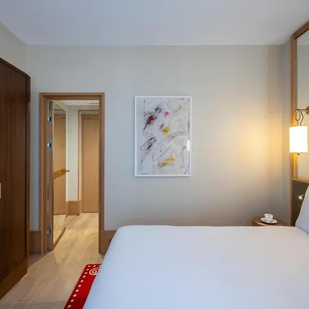 Le Belgrand Hotel Paris Champs Elysees, Tapestry By Hilton-2