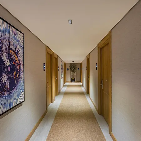 Ramada Encore By Wyndham Istanbul Sisli-3