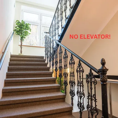 Hotel Schoenbrunn By Vienna Living Apartments-2
