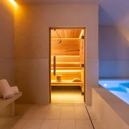 Almarine Eiffel Hotel&Spa by Malone-3