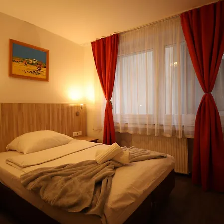 Hotel Paris-2