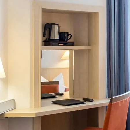 Hotel Magdeburg City Center By Leonardo Hotels-3