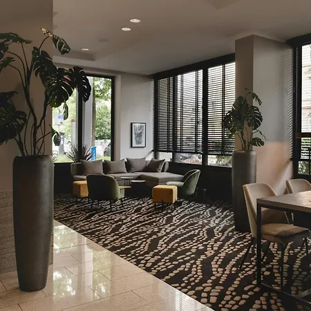 Leonardo Hotel Heidelberg City Center-2