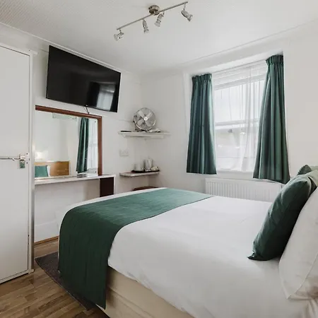 Falcon Hotel-3