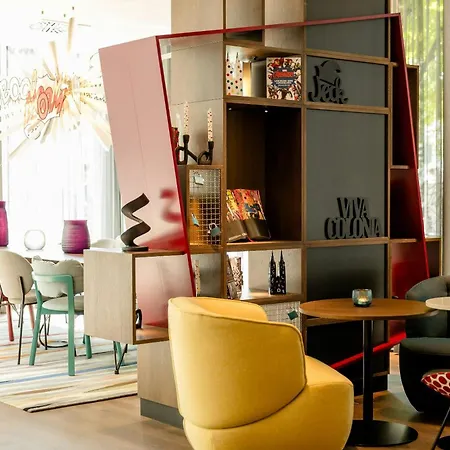 Motel One Köln-Mediapark-3