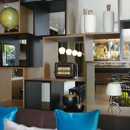 Motel One Leipzig-Augustusplatz-3