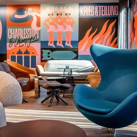 Motel One Berlin-Potsdamer Platz-3