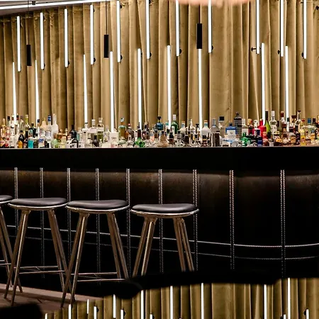 Motel One Berlin-Potsdamer Platz-2