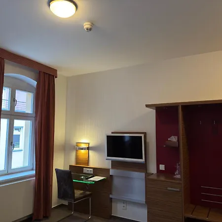 Hotel und Restaurant Zum Deutschen Hause-3