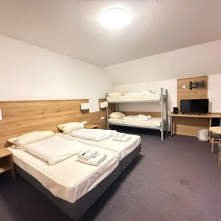 Hotel Allee 25-3
