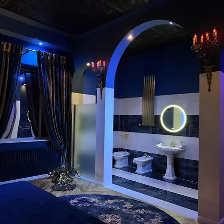 Secret Labelle Epoque Hideaway-3
