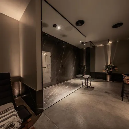 The Suite Garden Hotel-2