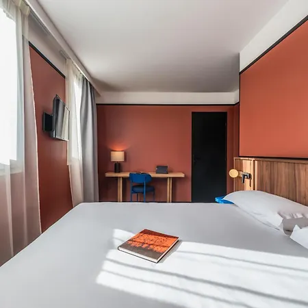 Hotel Le Lumiere-3