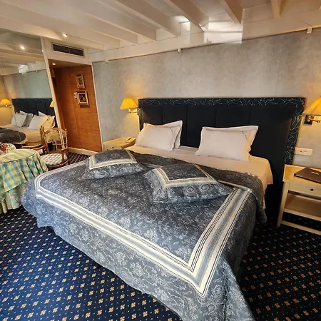 Le Relais Medicis-2