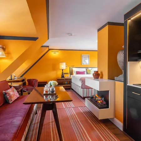 Boutique Hotel Muenchner Kindl- House Of Huetter, Small Luxury Hotels Of The World-2