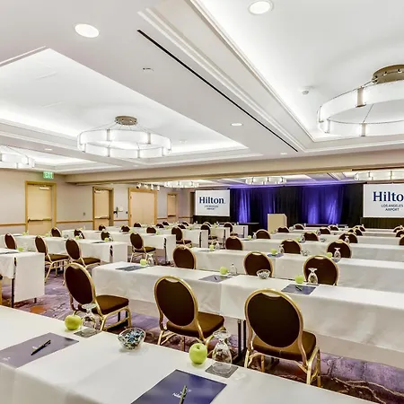 Hilton Los Angeles Airport-3