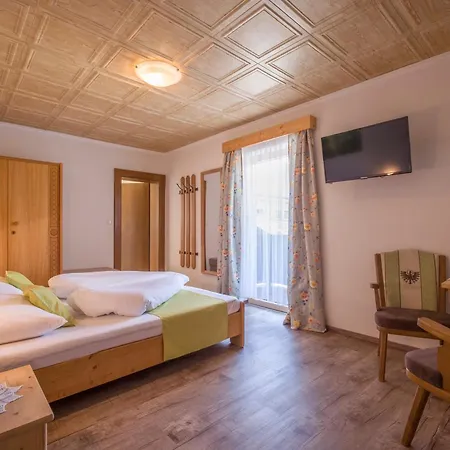 Hotel Enzian-2